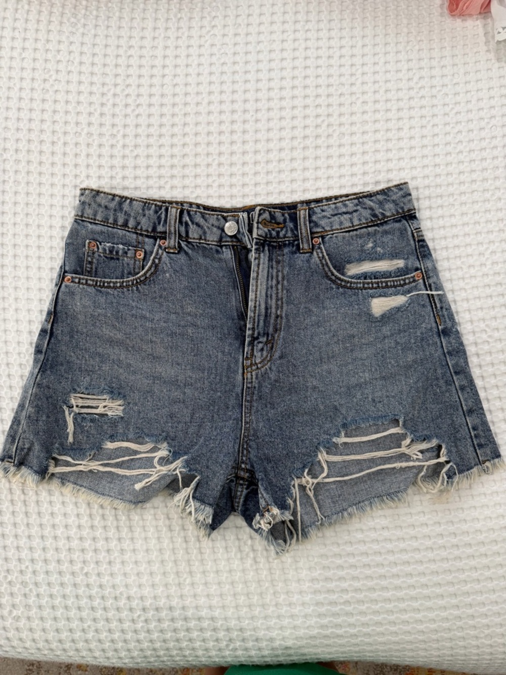 wild fable Women's Washed Blue Distressed High-Rise Denim Shorts Size 8